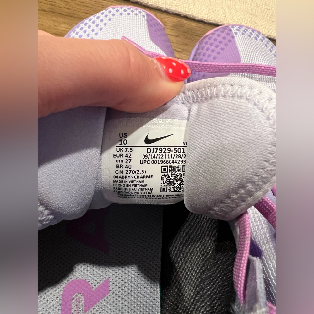 Nike Women's React Pegasus Trail 4 GORE-TEX - Lavender and Violet - Picture 8 of 8